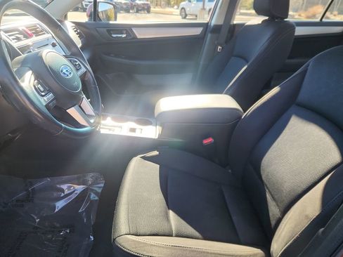Used 2017 Subaru Legacy 2.5i Premium w/ Moonroof Package image 10