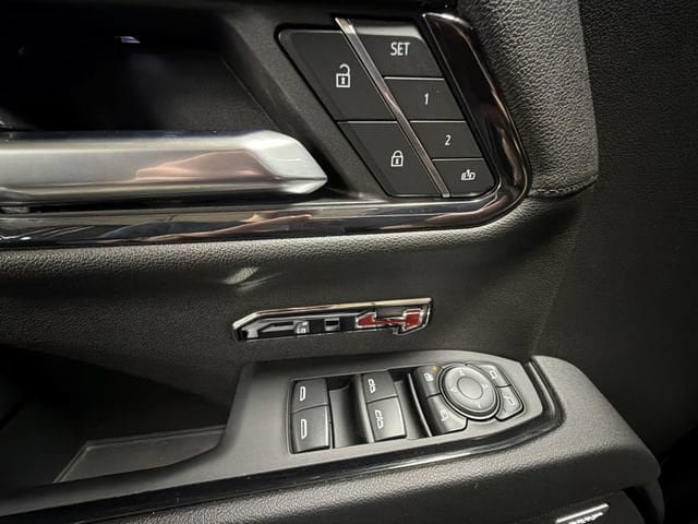 Used 2024 GMC Sierra 1500 AT4 w/ Technology Package AWD/4WD image 27