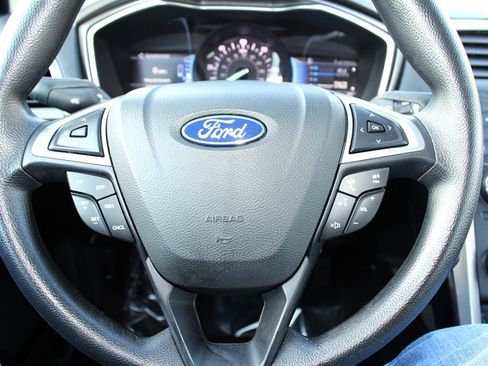 Used 2018 Ford Fusion S image 27