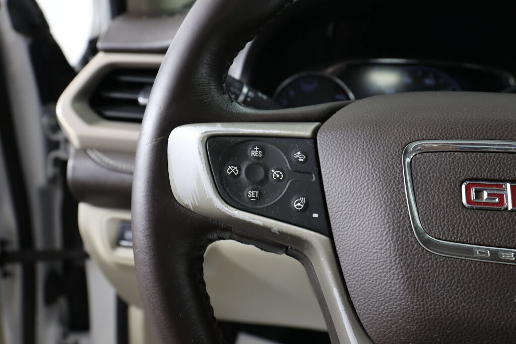 Used 2017 GMC Acadia Denali AWD/4WD image 33