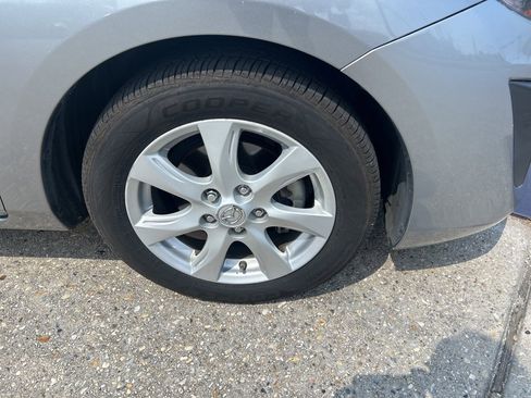 Used 2010 MAZDA MAZDA3 i Touring image 22