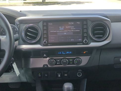 Used 2022 Toyota Tacoma SR5 w/ Technology Package image 19