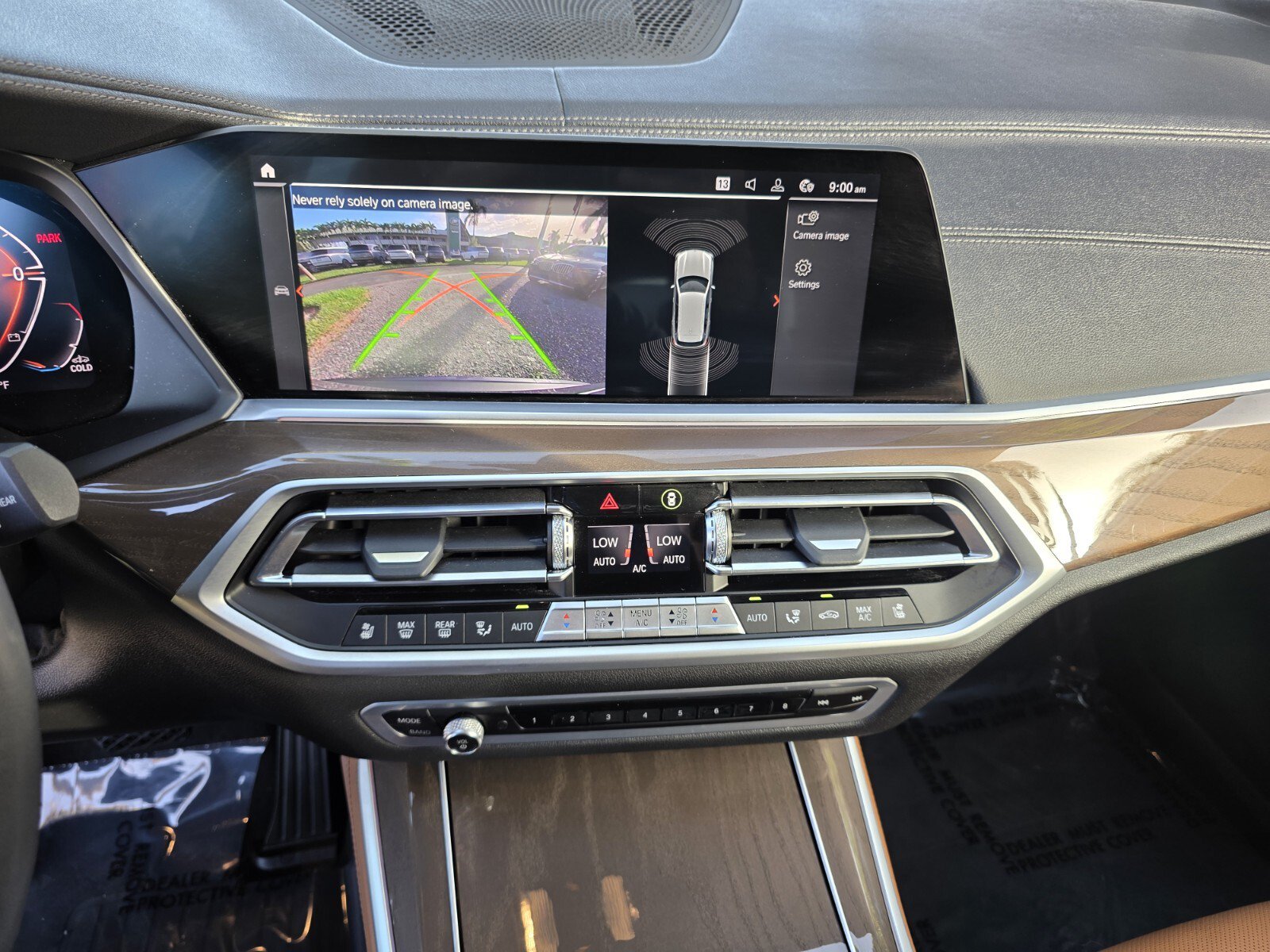 Used 2022 BMW X5 xDrive40i w/ Luxury Seating Package AWD/4WD image 23
