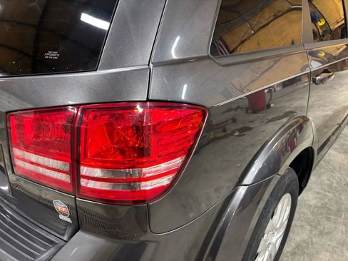 Used 2020 Dodge Journey SE w/ SE Popular Equipment Group image 23