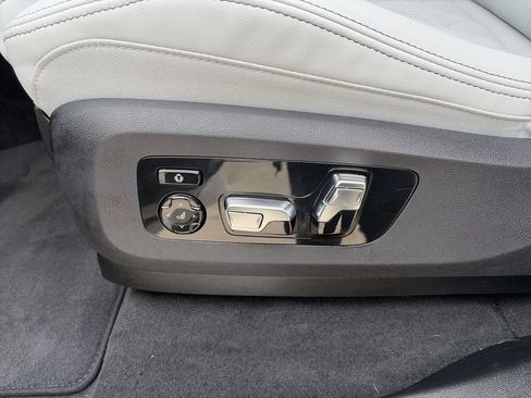 Used 2026 BMW X5 xDrive40i w/ Climate Comfort Package AWD/4WD image 15