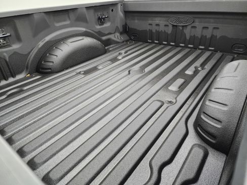 Used 2020 Ford F350 Lariat image 5