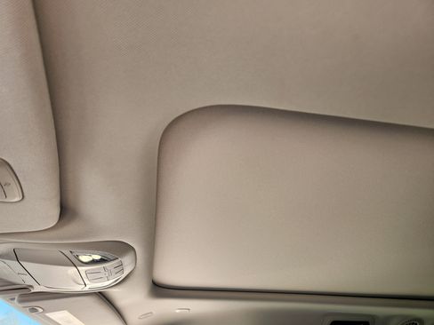 Used 2024 Chrysler Pacifica Limited w/ Trailer Tow Group image 31