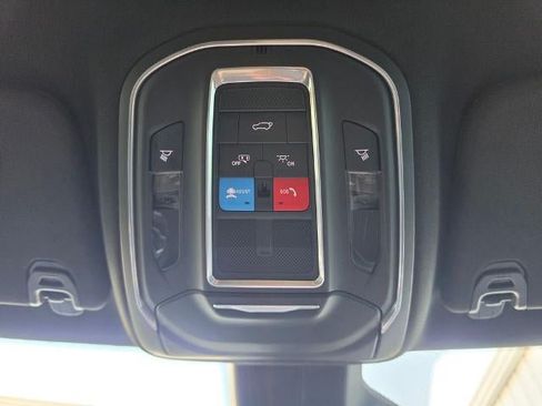 Used 2022 Jeep Wagoneer Series I w/ Convenience Group I AWD/4WD image 29