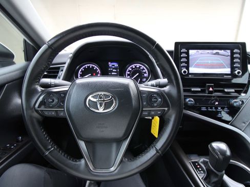 Used 2023 Toyota Camry SE image 41