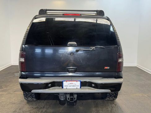 Used 2005 Chevrolet Tahoe Z71 w/ Preferred Equipment Group AWD/4WD image 5