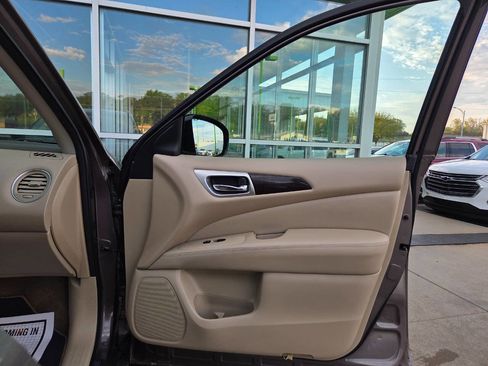 Used 2014 Nissan Pathfinder SL w/ SL Premium Package image 54