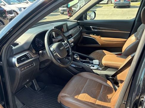 Used 2022 Kia Telluride SX w/ SX Prestige Package AWD/4WD image 6