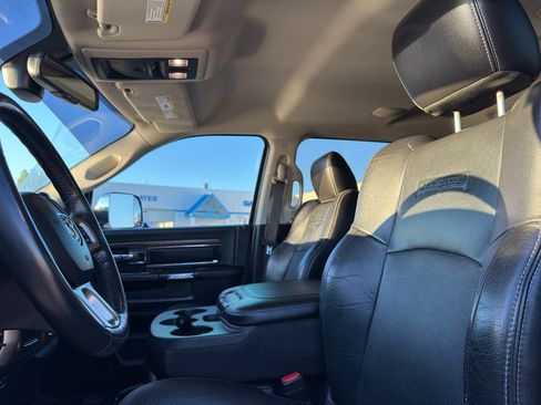 Used 2015 RAM 2500 Laramie image 28