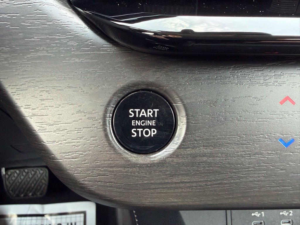 Used 2025 Nissan Murano SV AWD/4WD image 20