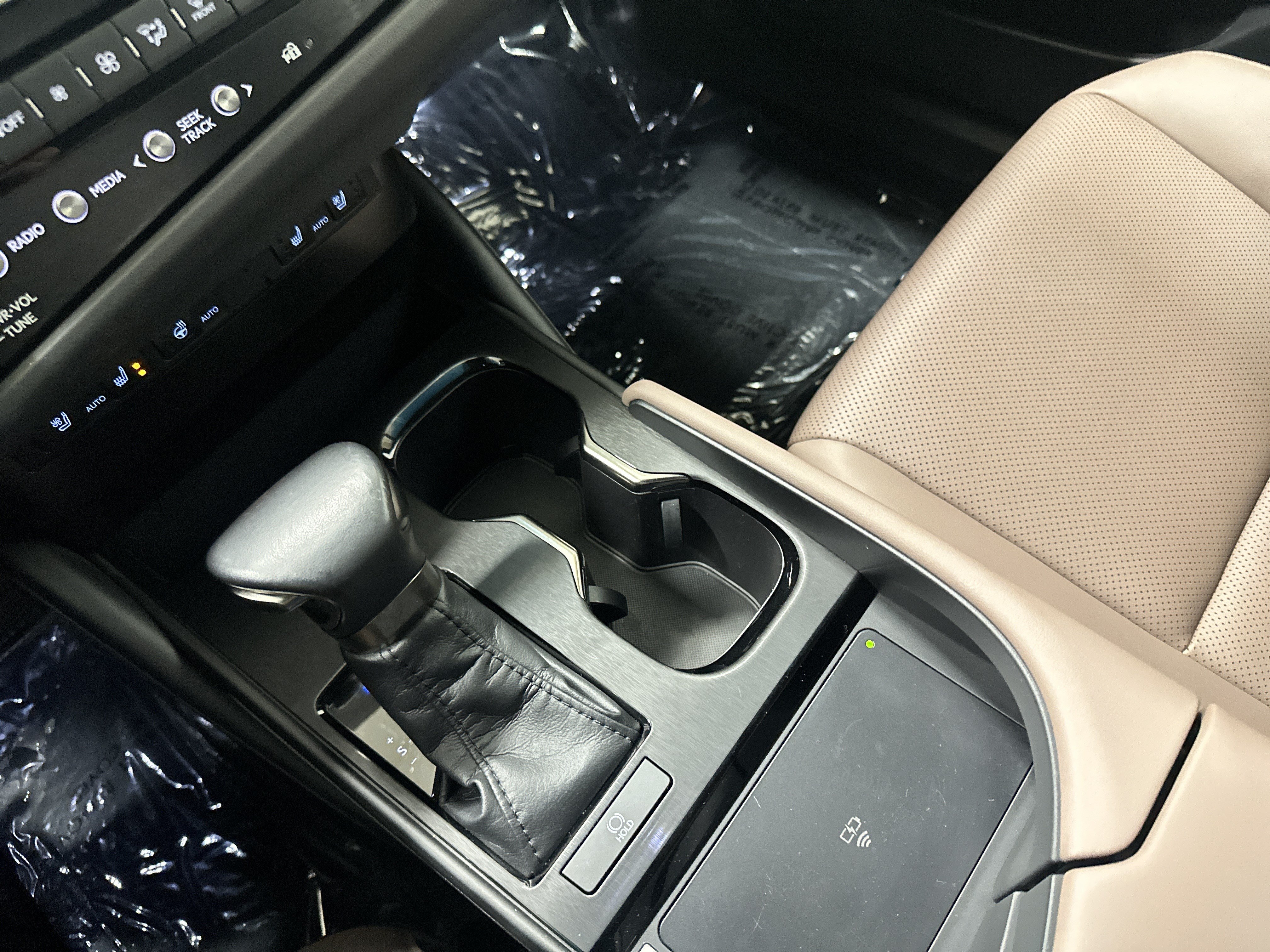Certified 2023 Lexus ES 350 w/ Premium Package FWD image 26
