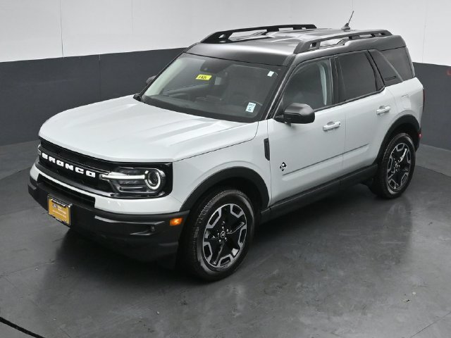 Certified 2024 Ford Bronco Sport Outer Banks AWD/4WD image 47