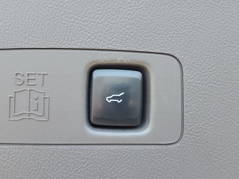 Certified 2023 Lincoln Corsair Reserve w/ Equipment Group 201A AWD/4WD image 8