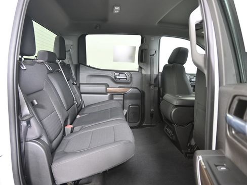 Used 2021 Chevrolet Silverado 1500 RST AWD/4WD image 16