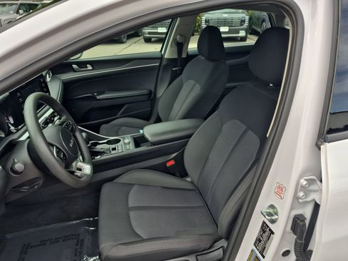 Used 2022 Kia K5 LXS FWD image 19