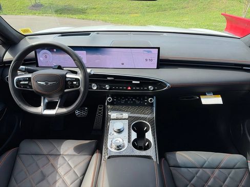 New 2026 Genesis GV70 3.5T Sport Prestige AWD/4WD image 15