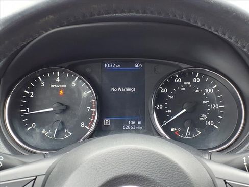 Used 2018 Nissan Rogue SV image 26