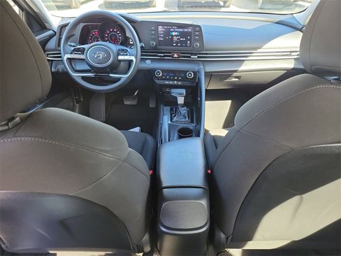 Certified 2023 Hyundai Elantra SEL image 14