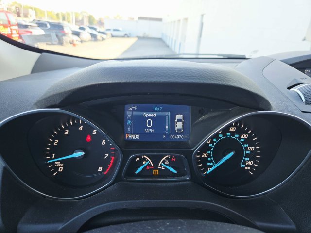 Used 2015 Ford Escape SE FWD image 12