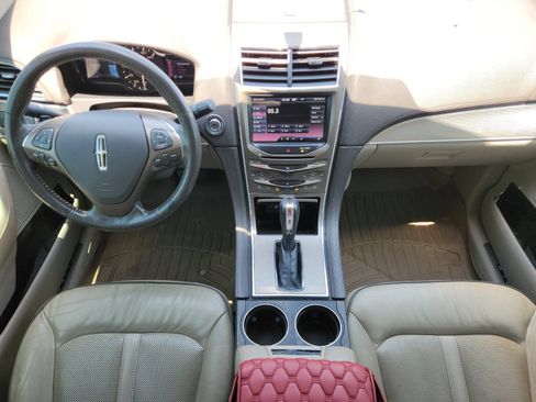Used 2013 Lincoln MKX AWD image 29