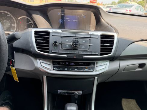 Used 2015 Honda Accord LX image 18
