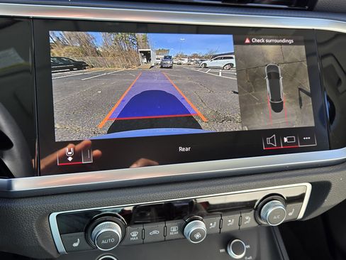 Used 2025 Audi Q3 2.0T Premium Plus w/ Premium Plus Package image 23