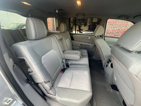 Used 2015 Honda Pilot LX image 35