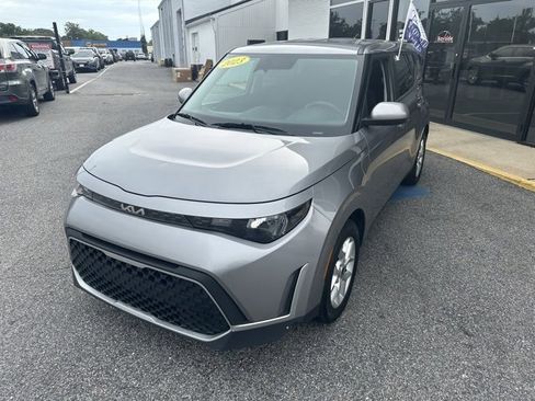 Used 2023 Kia Soul LX w/ Option Group 015 image 7