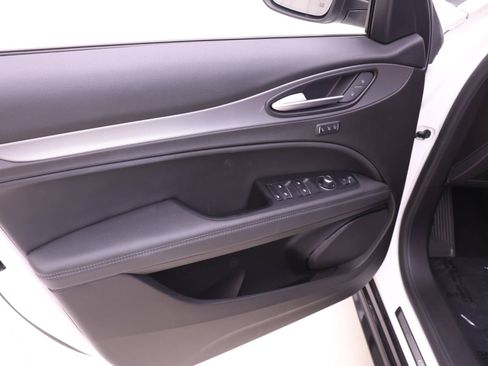 Certified 2024 Alfa Romeo Stelvio Veloce AWD/4WD image 12