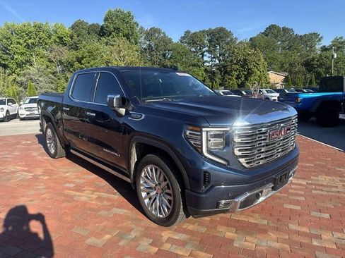 Used 2022 GMC Sierra 1500 Denali w/ Technology Package AWD/4WD image 19