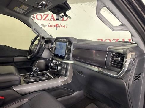 Used 2023 Ford F150 Lariat w/ Trailer Tow Package image 17