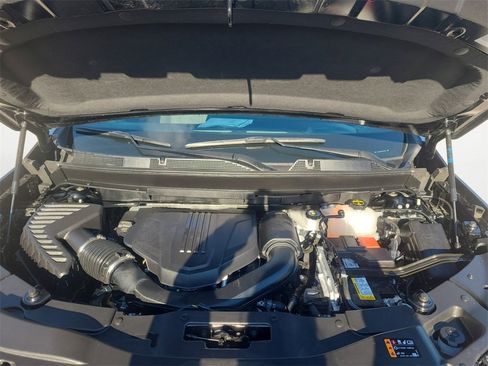 Used 2024 Chevrolet Traverse LS image 18