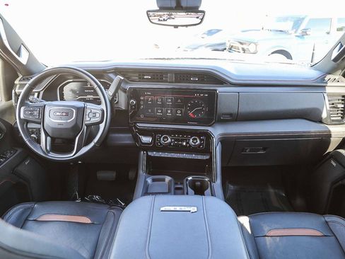 Used 2024 GMC Sierra 2500 AT4 w/ AT4 Premium Plus Package image 12