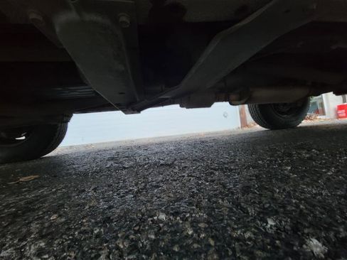 Used 1998 Jeep Cherokee SE image 32