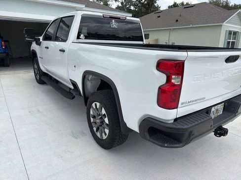 Used 2024 Chevrolet Silverado 2500 Custom w/ Custom Convenience Package AWD/4WD image 5