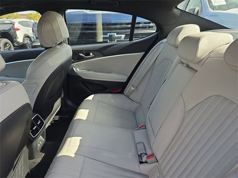 Used 2024 Genesis G70 2.5T w/ Sport Prestige Package image 12