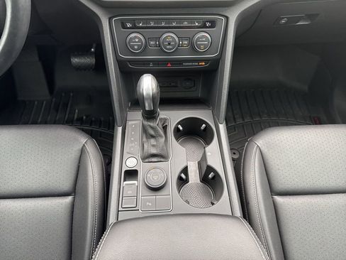 Used 2021 Volkswagen Atlas SE image 31