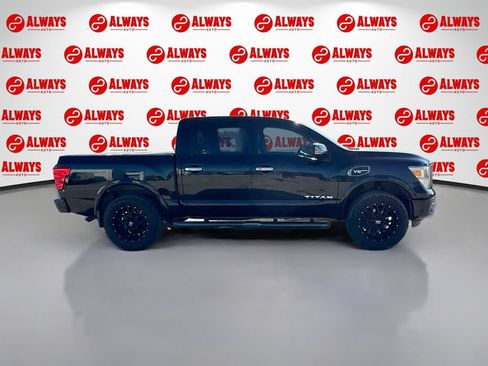 Used 2017 Nissan Titan Platinum Reserve AWD/4WD image 4