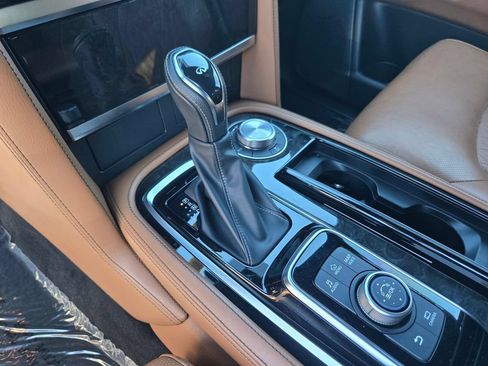Used 2023 INFINITI QX80 Sensory w/ All-Season Package AWD/4WD image 19