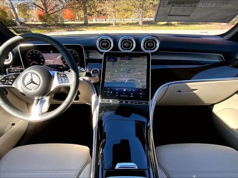 Certified 2026 Mercedes-Benz GLC 300 4MATIC image 5