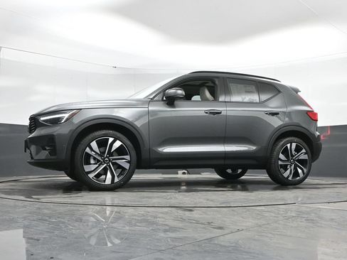 New 2026 Volvo XC40 B5 Ultra w/ Climate Package AWD/4WD image 44