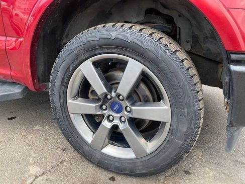Used 2017 Ford F150 XLT w/ Equipment Group 302A Luxury AWD/4WD image 30