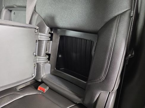 Used 2022 Chevrolet Silverado 1500 LT Trail Boss w/ Convenience Package II AWD/4WD image 32