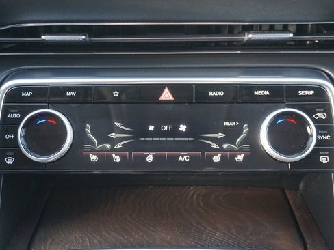 Used 2023 Genesis GV80 2.5T w/ Prestige Package image 16