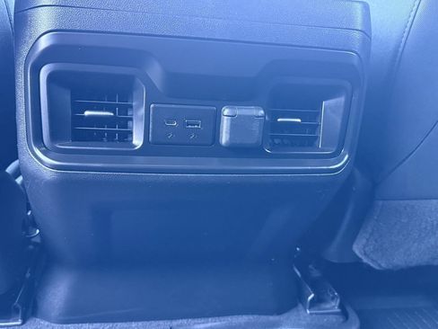 Used 2022 Chevrolet Silverado 1500 LT Trail Boss w/ Bed Protection Package image 16