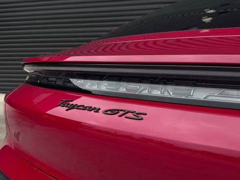Certified 2025 Porsche Taycan GTS image 30